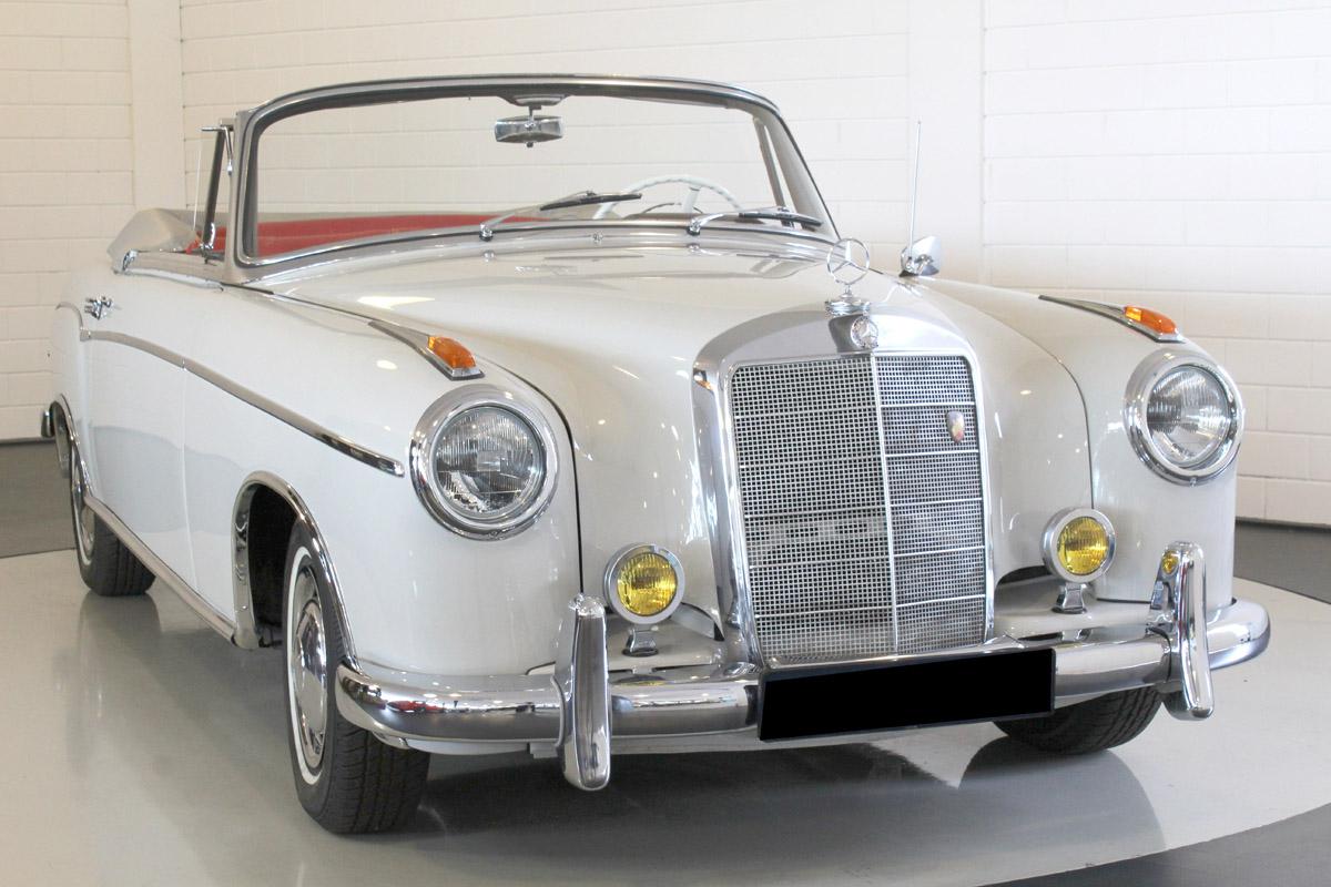 1957 Mercedes-Benz 220S Cabriolet