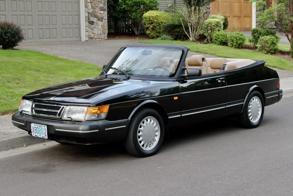 No Reserve: 1993 Saab 900S Convertible 5-Speed