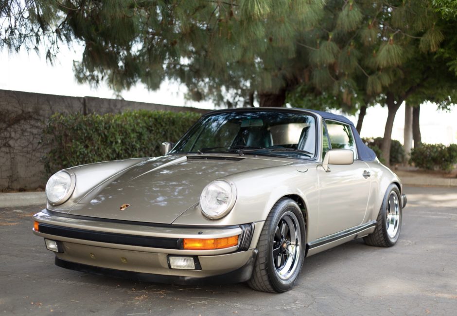 1985 Porsche 911 Carrera Cabriolet