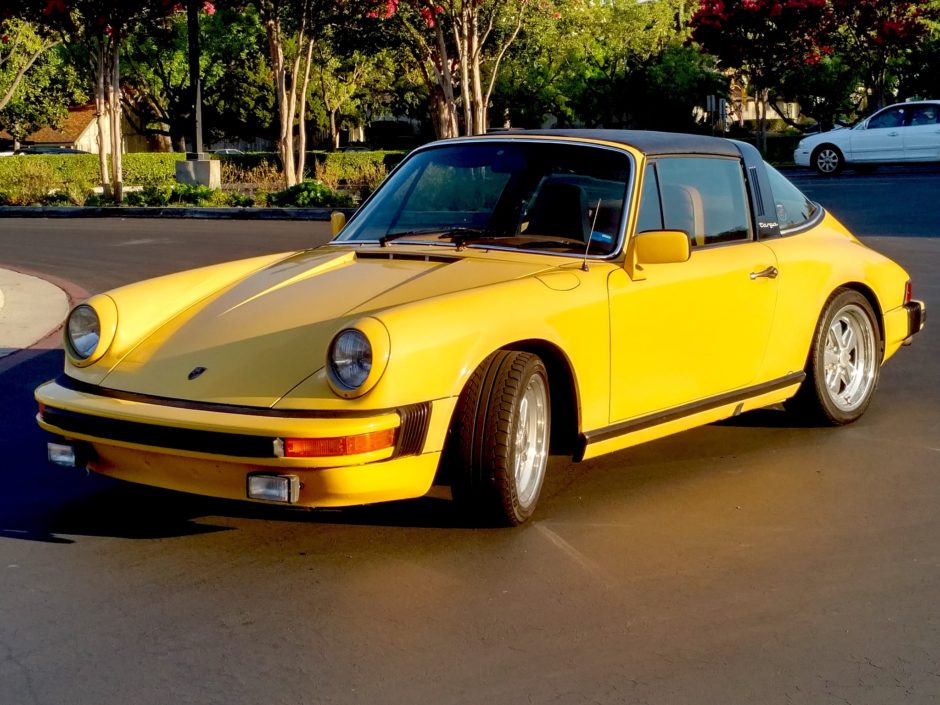 1977 Porsche 911S Targa