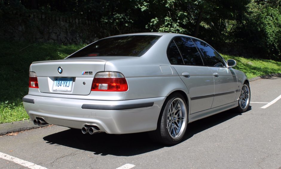 2001 BMW M5