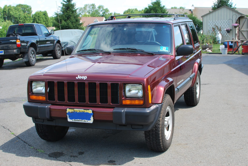 39K-Mile 2000 Jeep Cherokee 4WD