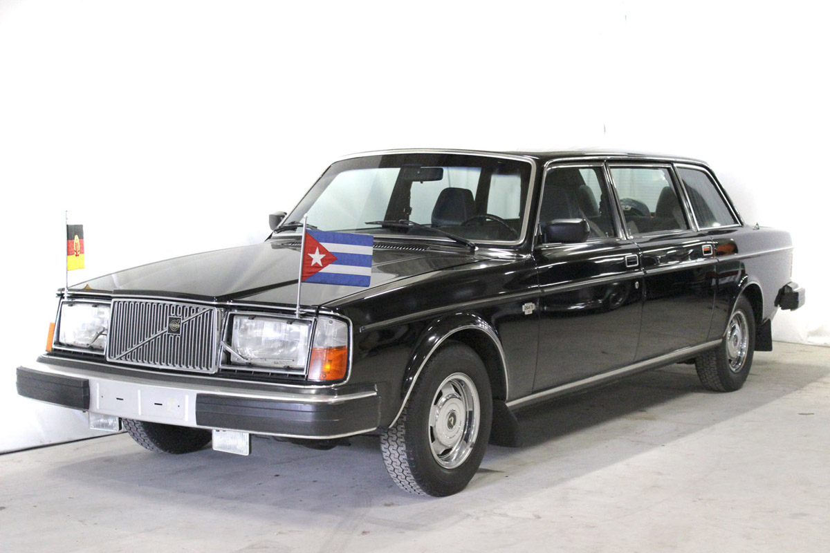 1977 Volvo 264 Top Executive LWB