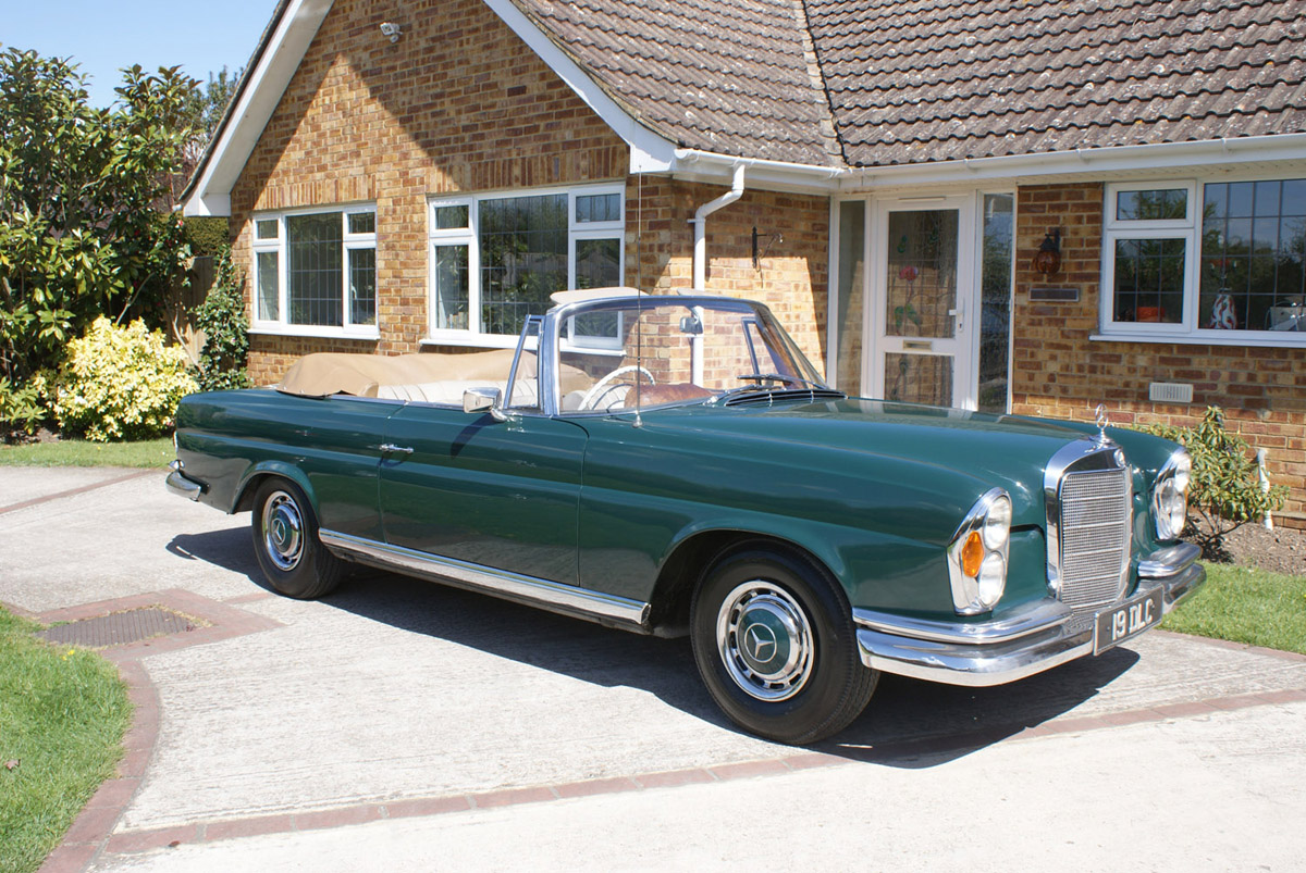 1963 Mercedes-Benz 220SE Convertible
