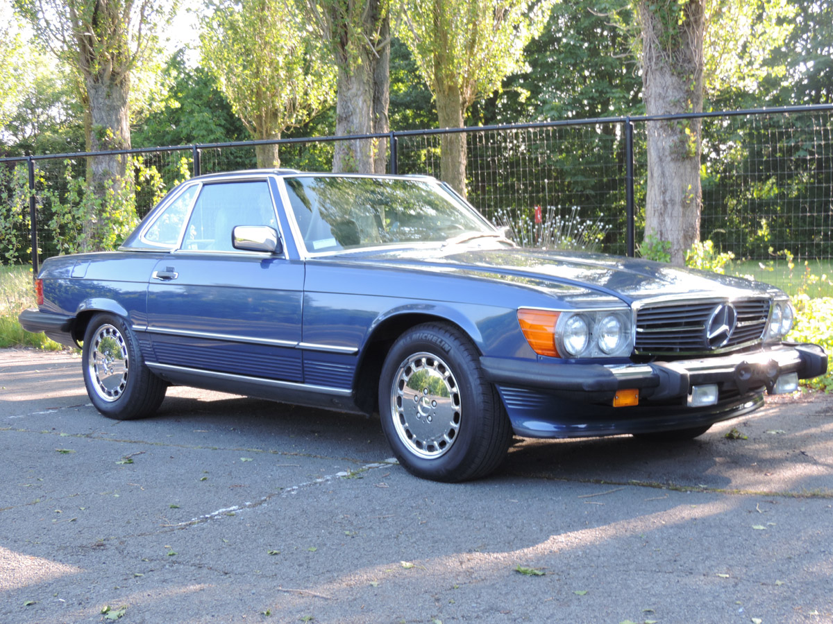 1987 Mercedes-Benz 560 SL Roadster