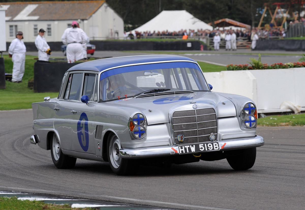 1964 Mercedes-Benz 300SE â€˜FINTAILâ€™