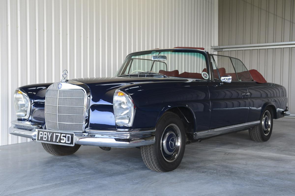 1966 Mercedes-Benz 250SE Cabriolet