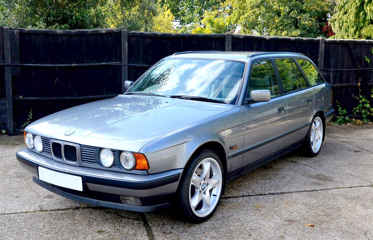 1994 BMW 525i X SE Automatic Touring â€“ 4 wheel drive