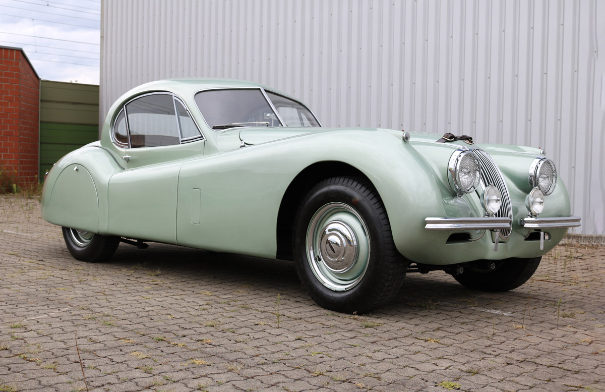 1953 Jaguar XK120 Fixedhead Coupe