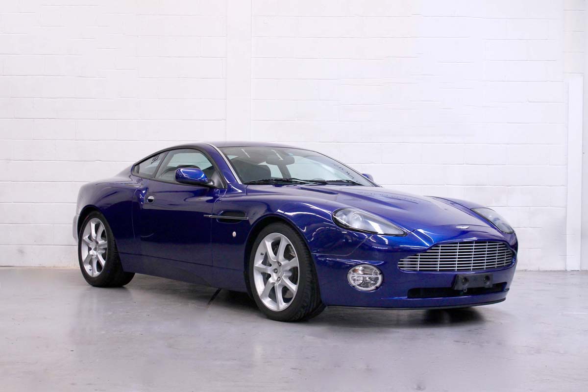 2002 Aston Martin Vanquish (LHD)