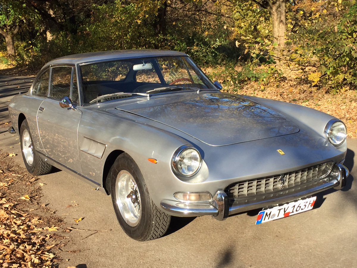 1967 Ferrari 330 GT 2+2 Series 2