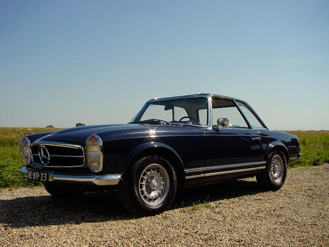 1966 Mercedes-Benz 230SL Roadster