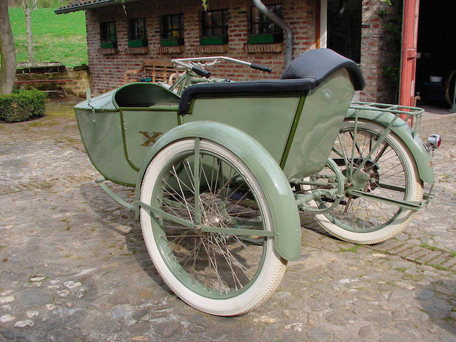 1917 EXCELSIOR 1,000CC 'BIG TWIN' MOTORCYCLE COMBINATION