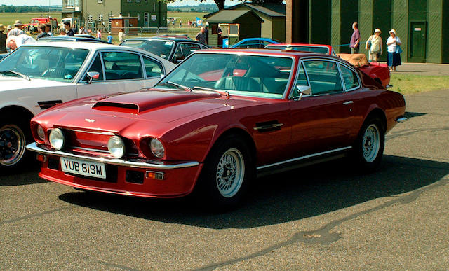 1974 ASTON MARTIN V8 6-Litre Automatic Saloon