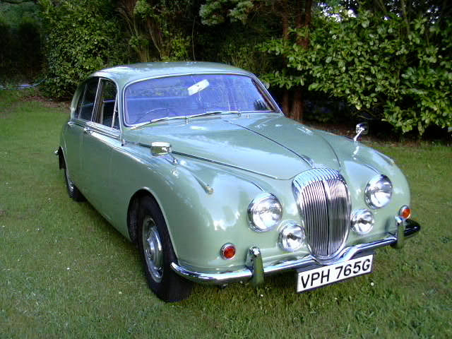 1968 Daimler V8 250 Saloon