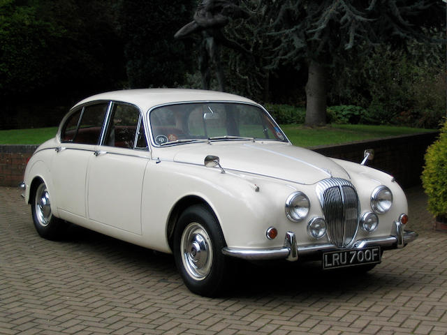 1968 Daimler V8 250 Saloon