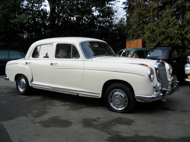 1959 Mercedes-Benz 220S Saloon