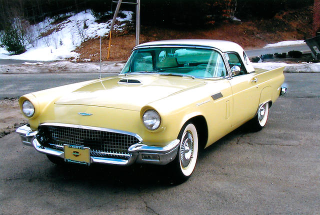 1957 Ford Thunderbird