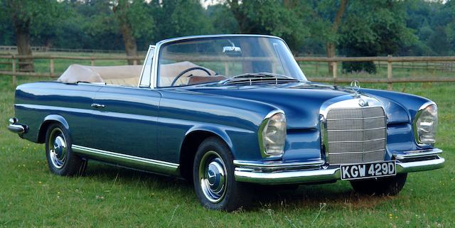 1966 Mercedes 220SEb Cabriolet