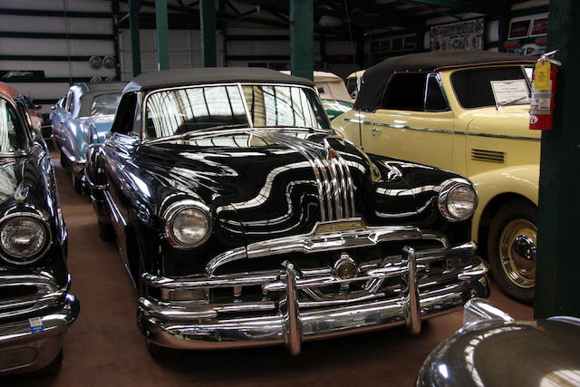 1952 Pontiac Chieftain DeLuxe Eight