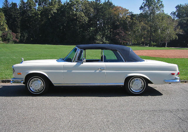 1969 Mercedes-Benz 280SE Convertible