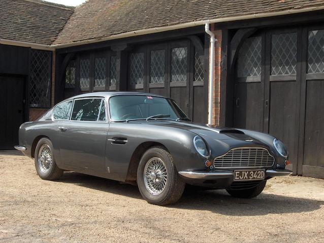 1966 Aston Martin DB6 Vantage Saloon