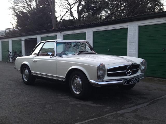 1967 Mercedes-Benz  250SL Convertible