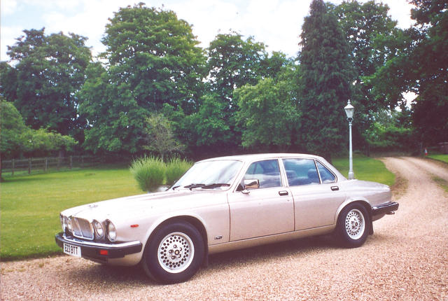 1988 Jaguar Sovereign V12 Series III Four Door Saloon