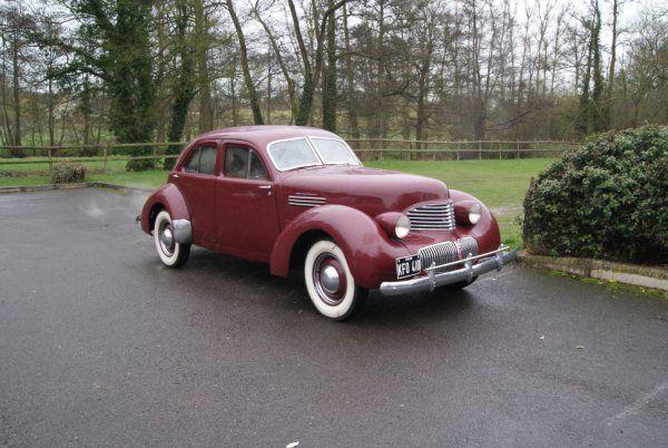 c.1941 Graham-Paige Model 113 Supercharged Hollywood Sedan