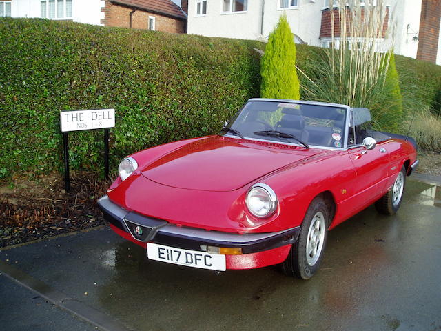 1987  Alfa Romeo  2000 Spider