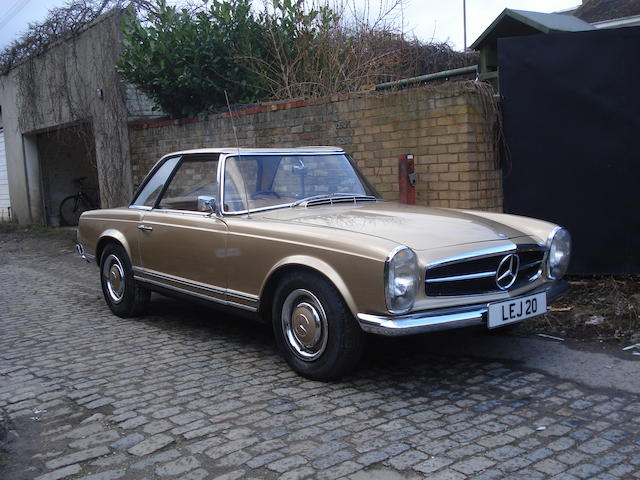 1967 Mercedes-Benz 230SL Coupé