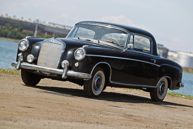 1959 Mercedes-Benz 220S Coupe