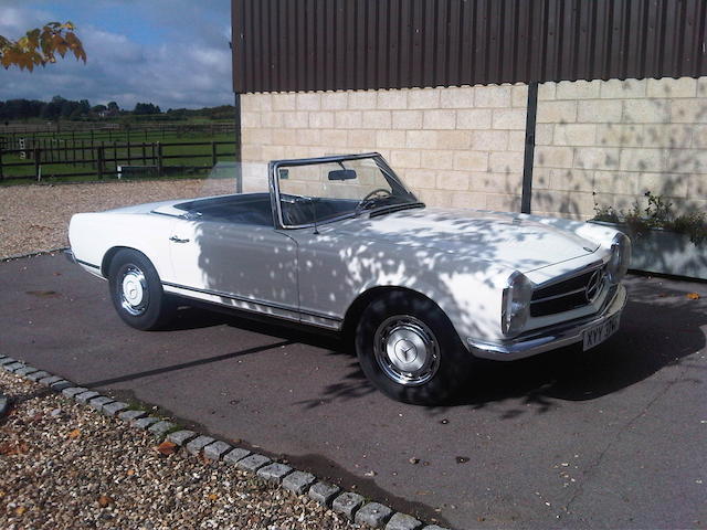 1967/8 Mercedes-Benz 250SL Convertible