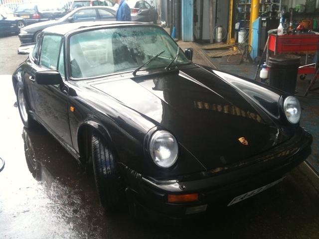 1988 Porsche 911 Carrera 3.2 Targa