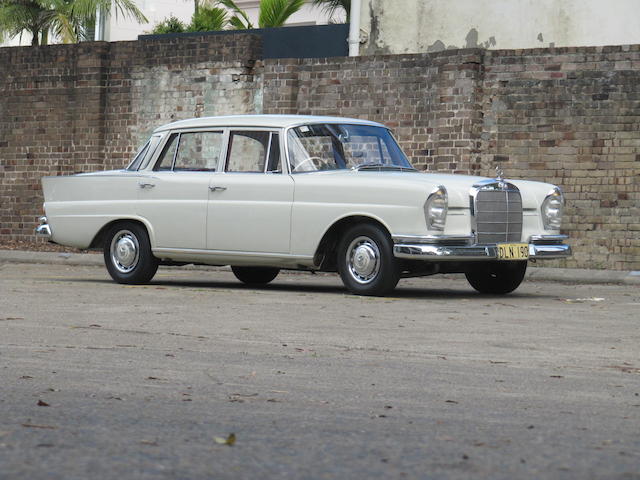 1964 Mercedes-Benz 220SE Sedan