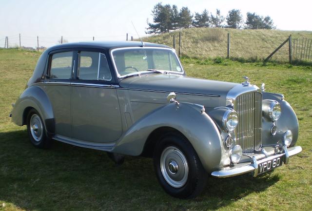 1954 Bentley R-Type 4Â½-Litre Sports Saloon