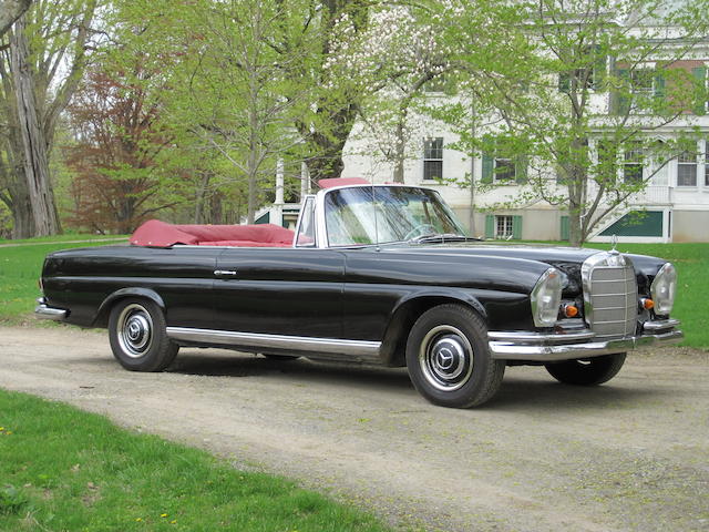 1965 Mercedes-Benz 220 SEb Convertible