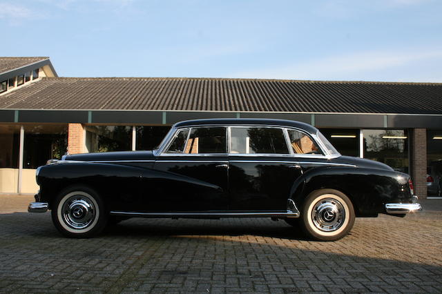 Mercedes-Benz 300D