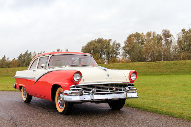 1956 Ford Fairlane Club Sedan