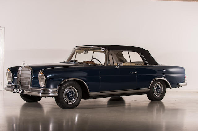 1965  Mercedes-Benz 220 SE b cabriolet