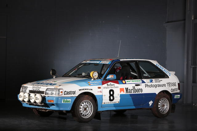 1988 Mazda 323 Familia, voiture de rallye Ã  4 roues motrices 