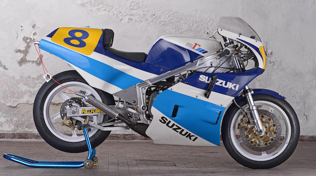 Suzuki RG500 Gamma TT Formula 1 course 1986