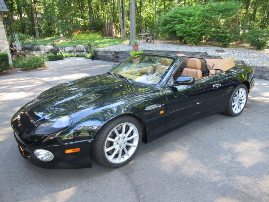 8K-Mile 2002 Aston Martin DB7 Vantage