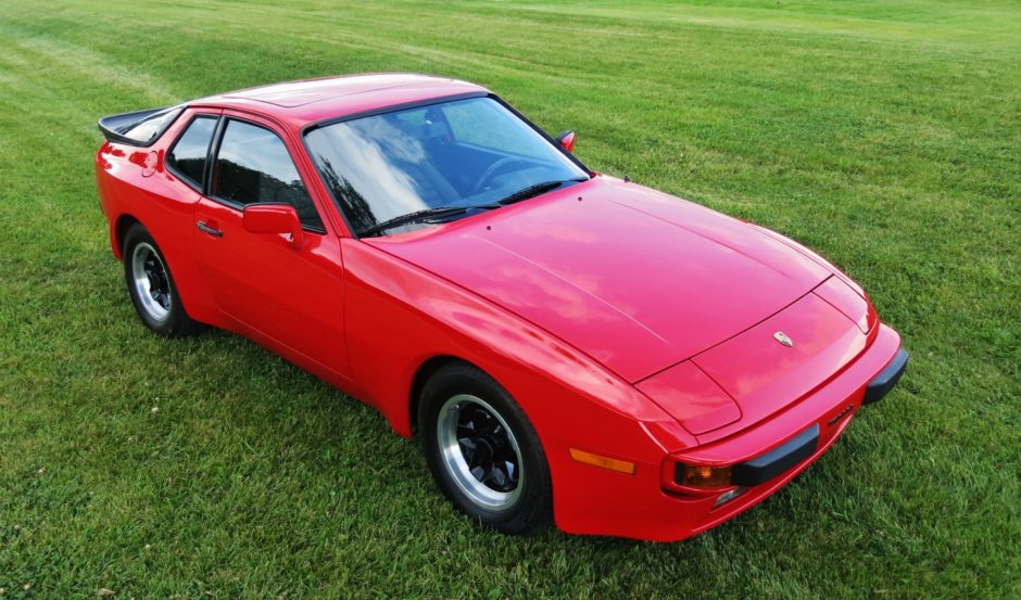 25K-Mile 1983 Porsche 944