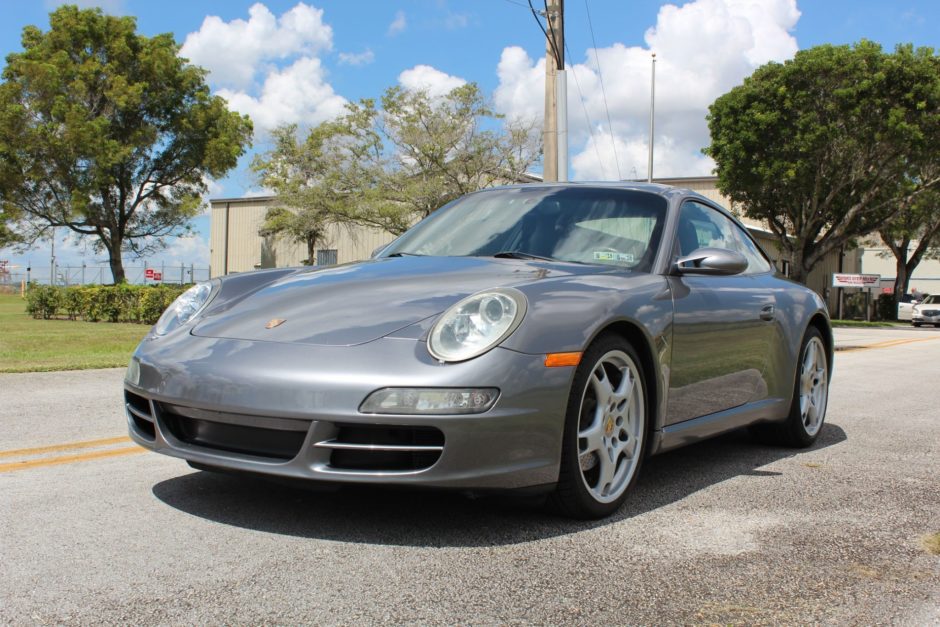 2005 Porsche 911 Carrera 6-Speed