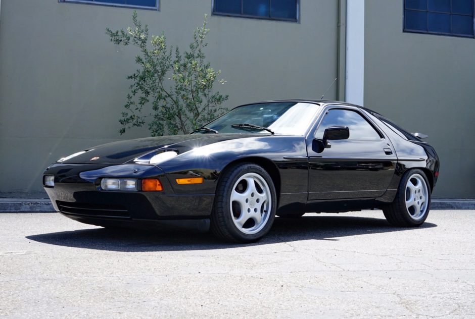 1989 Porsche 928 S4