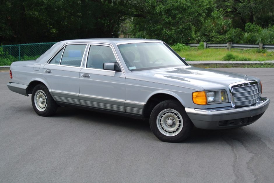 No Reserve: 1983 Mercedes-Benz 300SD