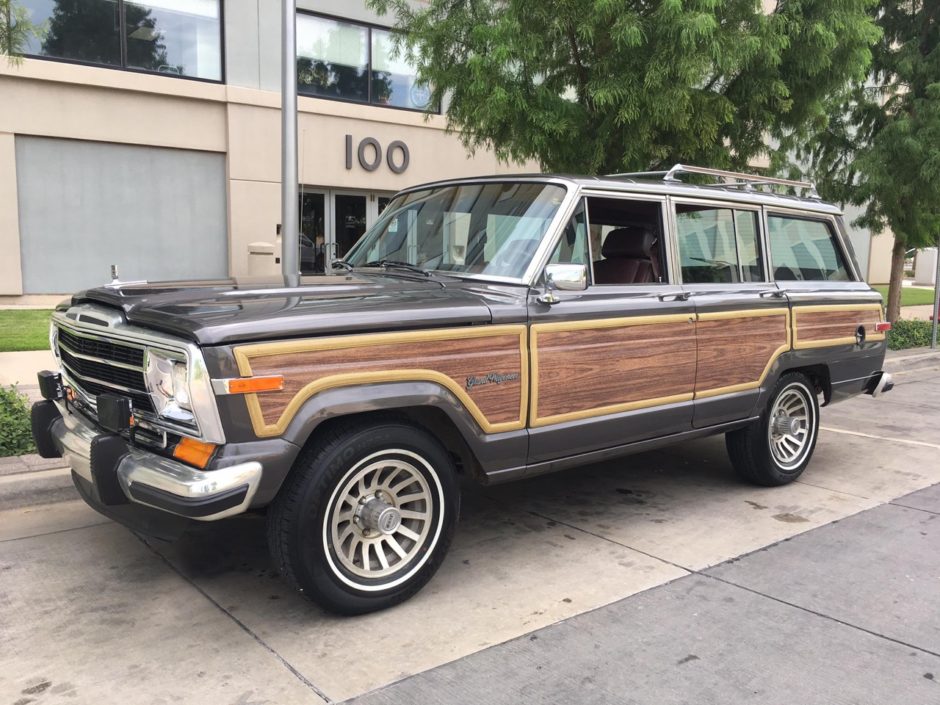 1989 Jeep Grand Wagoneer