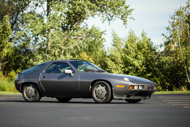 1983 Porsche 928S Coupe