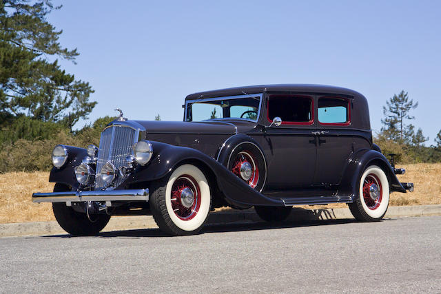 1933 Pierce-Arrow Model 1236 Club Sedan